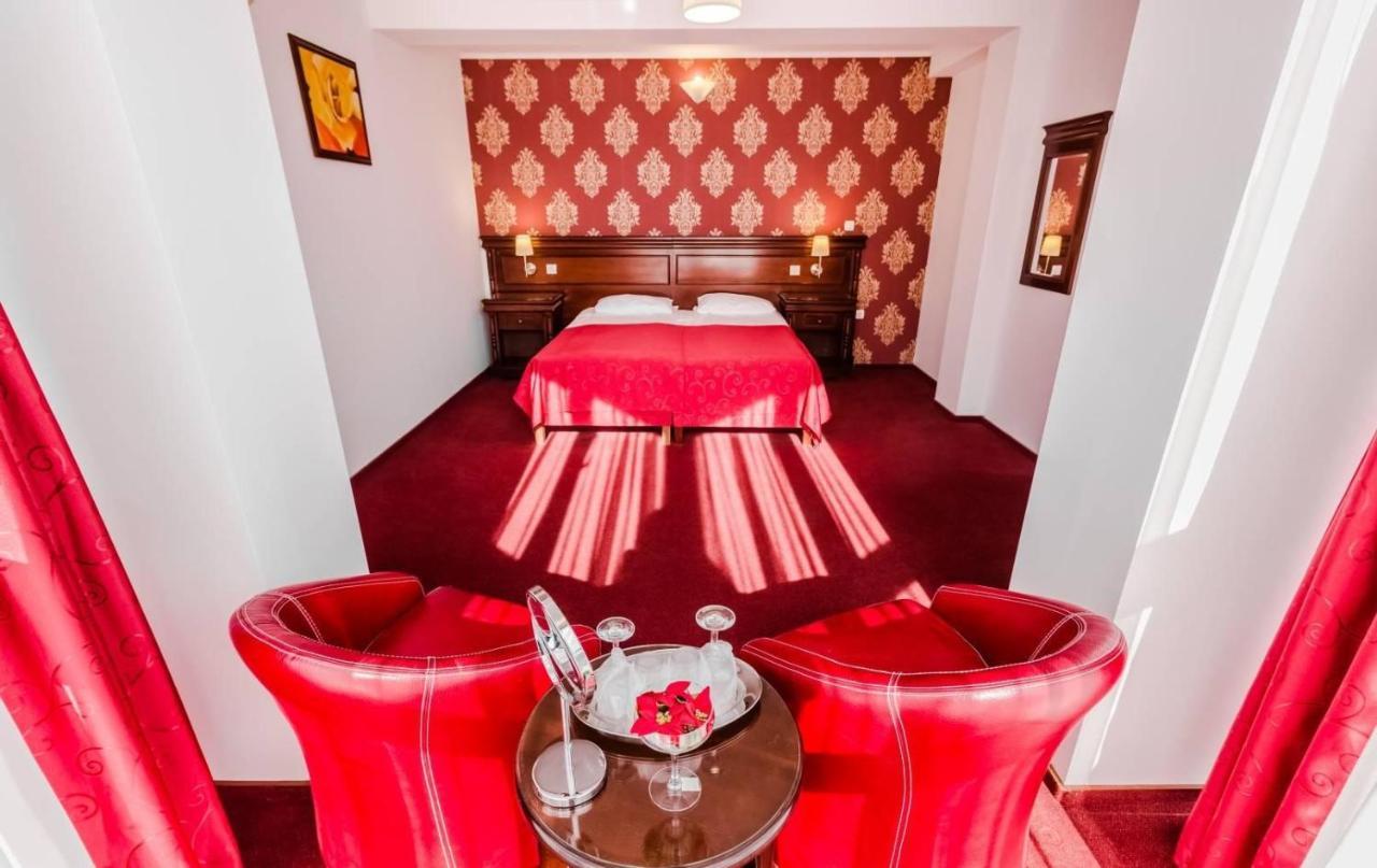 Hotel Bulevard Făgăraş Eksteriør bilde