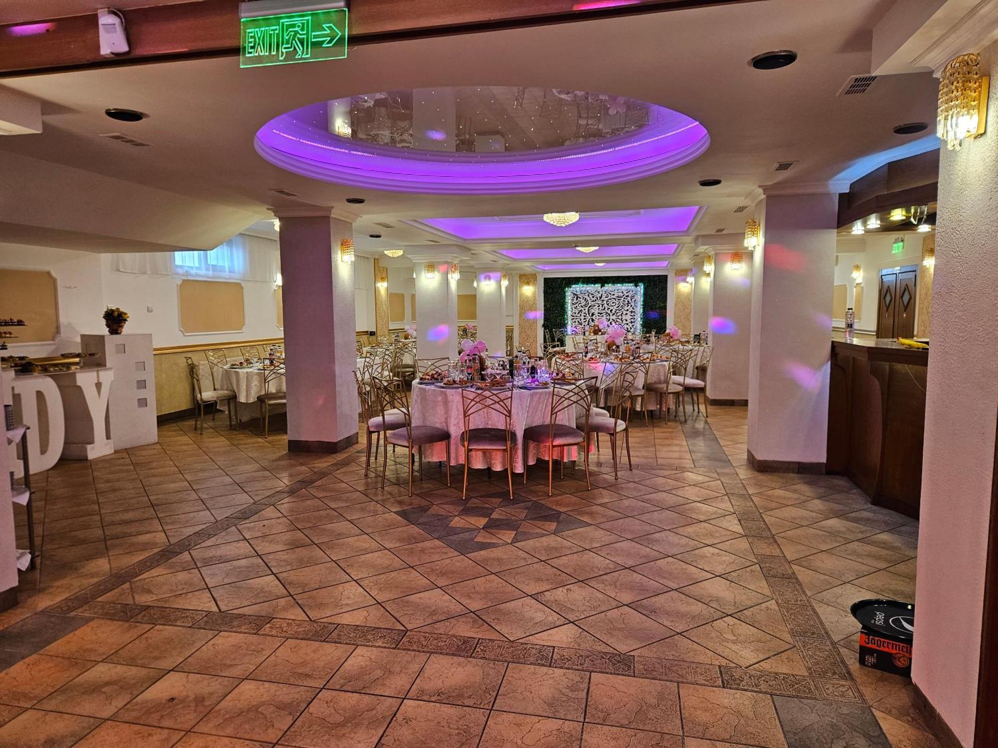 Hotel Bulevard Făgăraş Eksteriør bilde